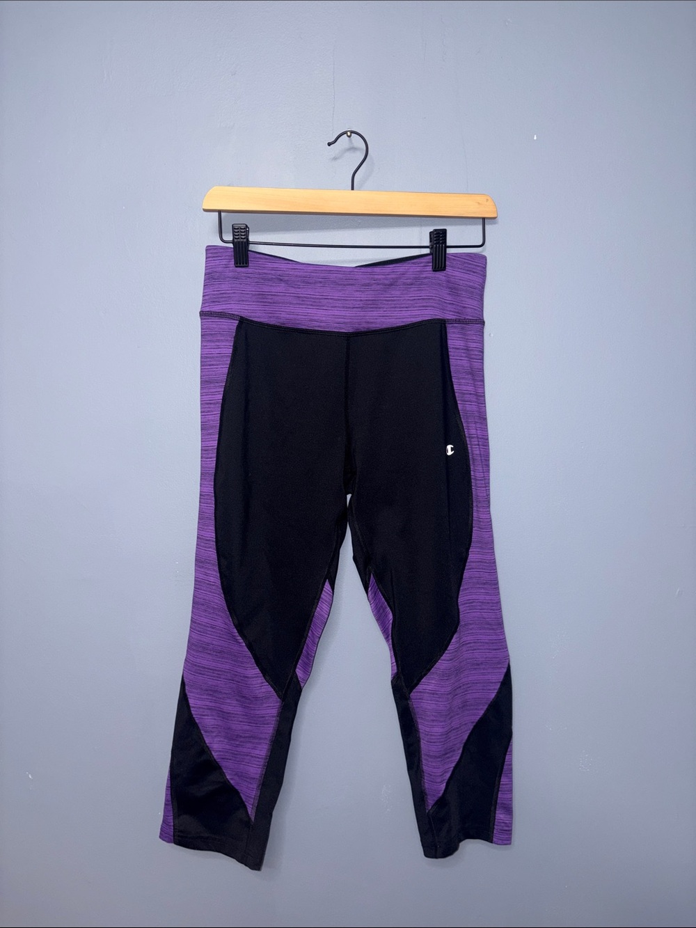 Champion | Black Cropped Leggings